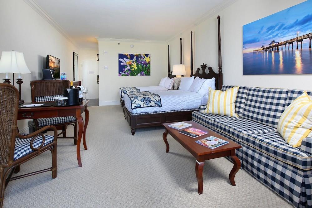 Inn At Pelican Bay Pine Ridge Esterno foto
