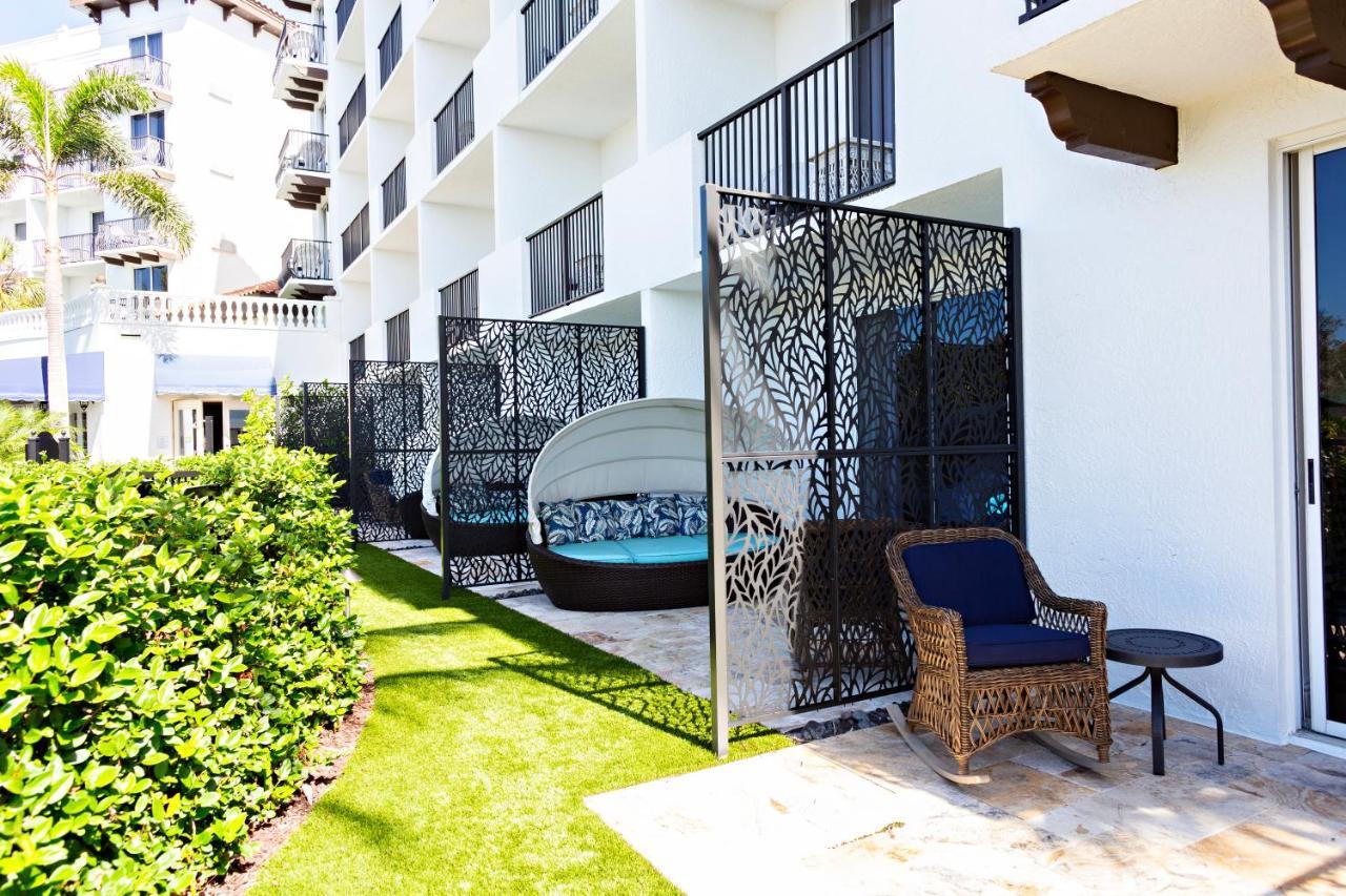 Inn At Pelican Bay Pine Ridge Esterno foto