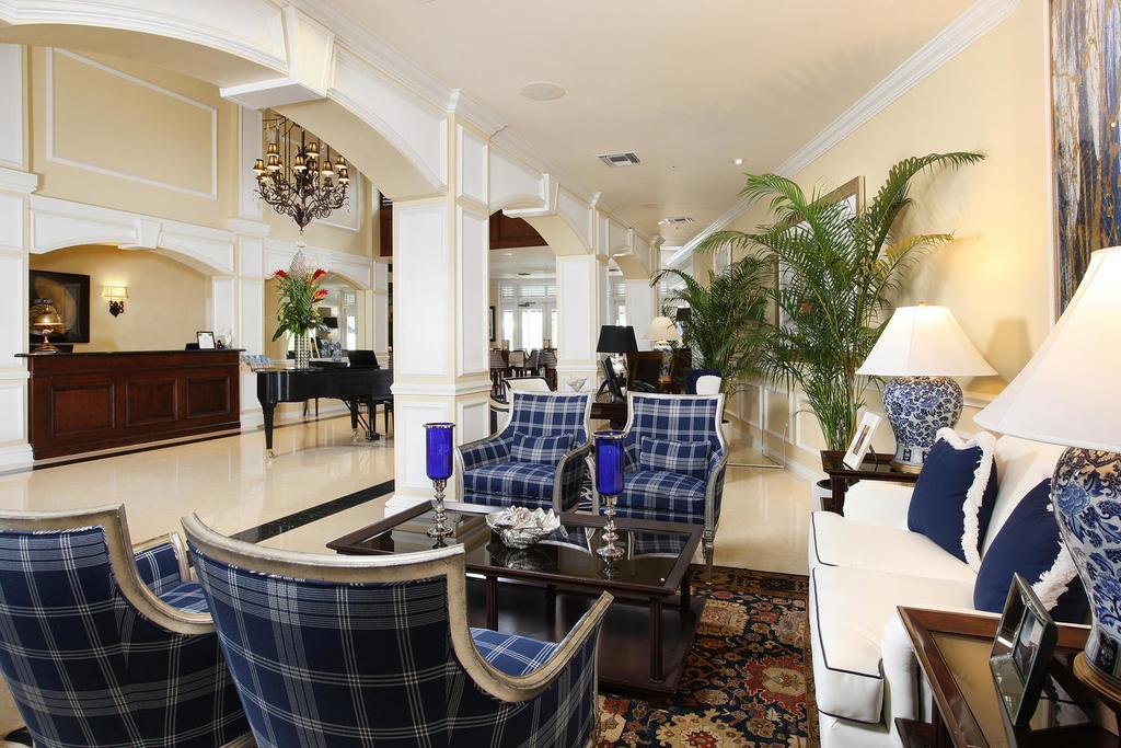 Inn At Pelican Bay Pine Ridge Esterno foto